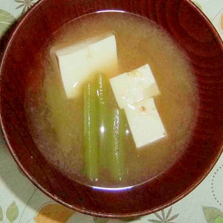 ふきと豆腐の味噌汁